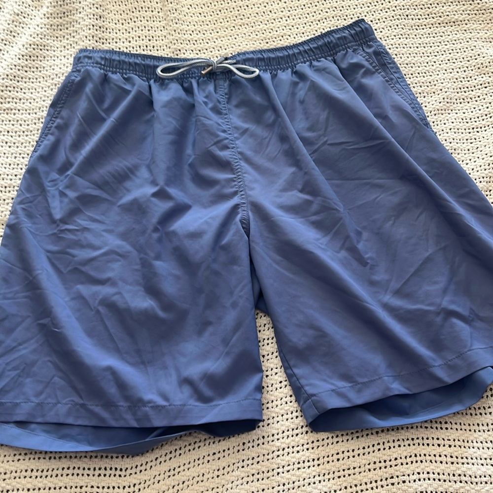 Men’s Peter Millar XL swim trunks